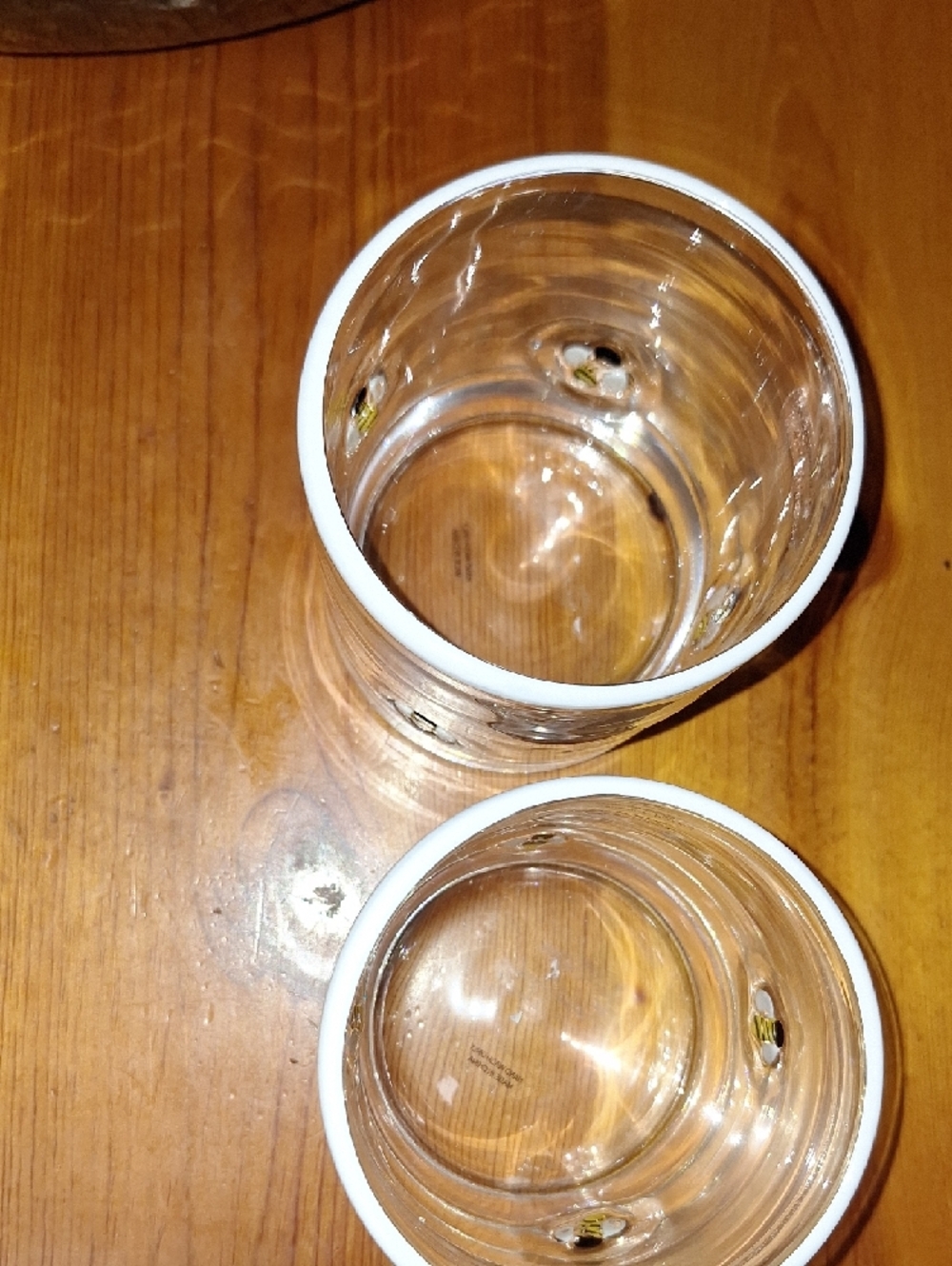 Clear Bee-Accent  Inlaid Glass Tumbler - Set of 2 - Picture 2 of 4